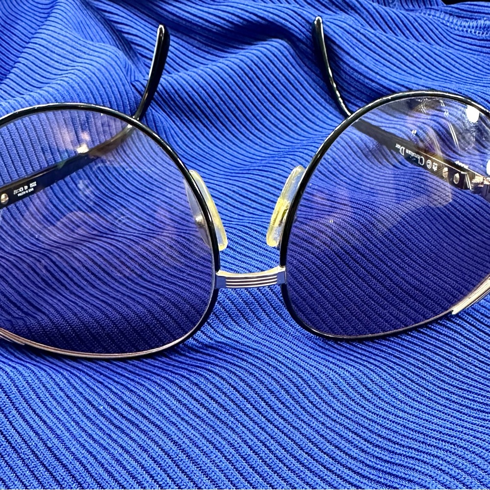Christian Dior Sunglasses 🕶️ - Picture 2 of 8